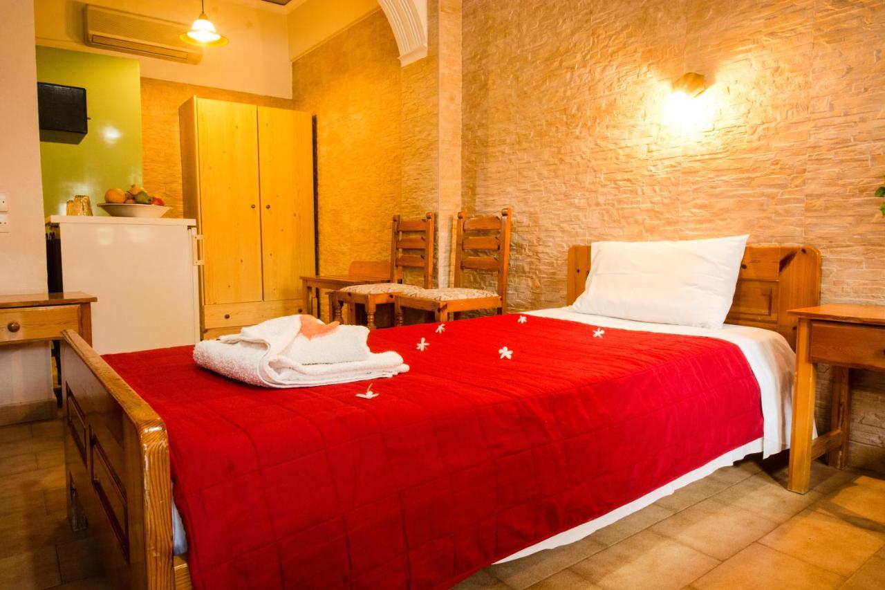 Dimitris Villa Hotel Matala Esterno foto
